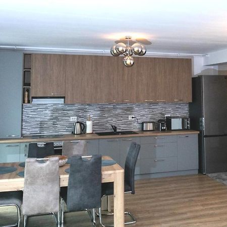 Апартаменты Apartament Luxury Miruna Рышнов Экстерьер фото