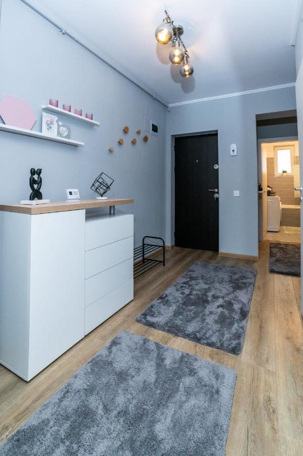 Апартаменты Apartament Luxury Miruna Рышнов Экстерьер фото