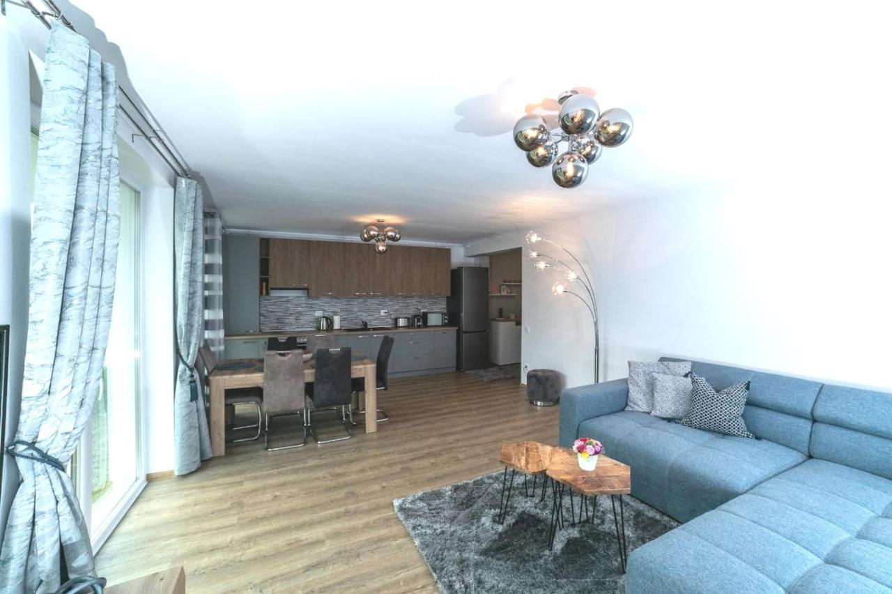 Апартаменты Apartament Luxury Miruna Рышнов Экстерьер фото