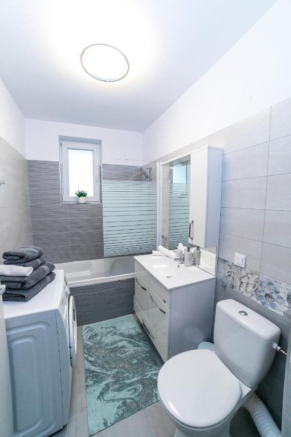 Апартаменты Apartament Luxury Miruna Рышнов Экстерьер фото